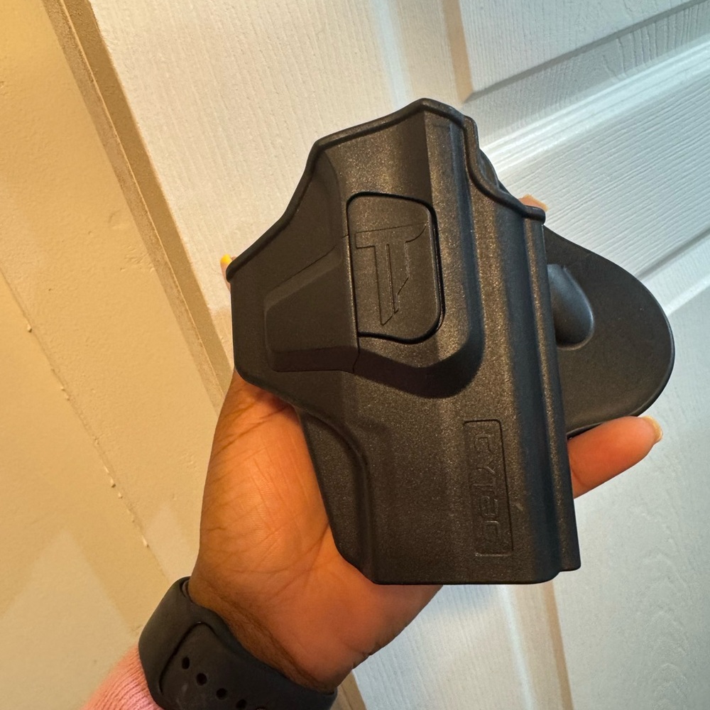 Black Sig P320 Gun Holster